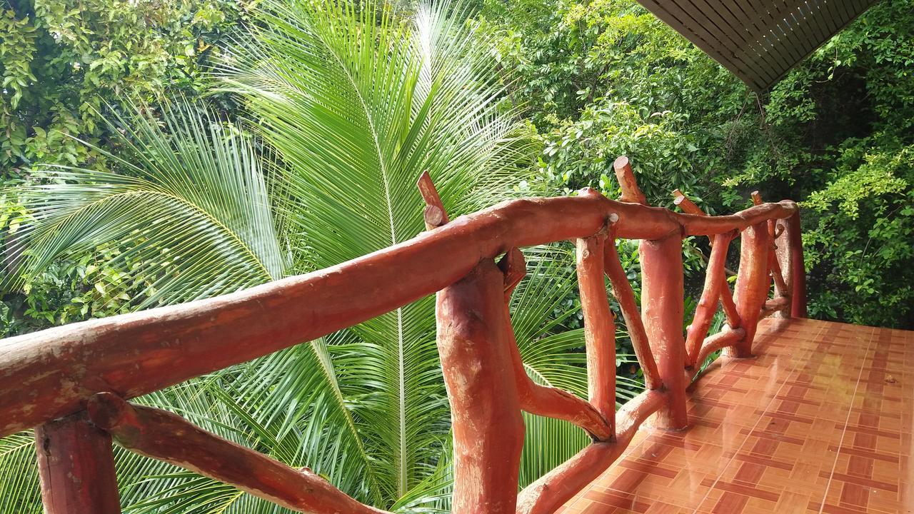 ホテル Bang Son Golden View Baan Khai エクステリア 写真